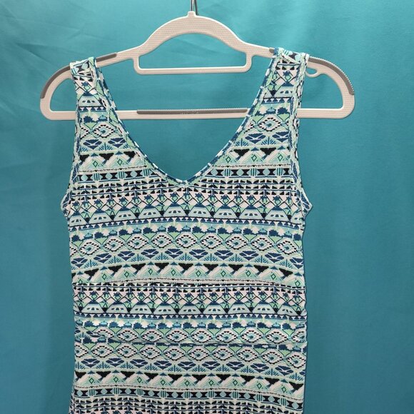 Title Nine XS Aztec Print Sleeveless Dress 85% Polyester 11% Tencel 4% Spandex - Picture 2 of 11